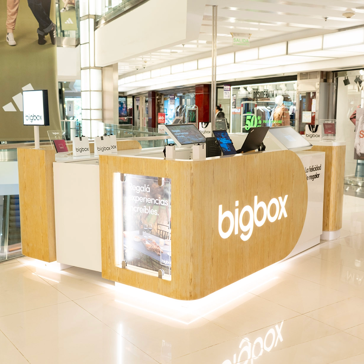 Centro comercialRecoleta Urban Mall marcas