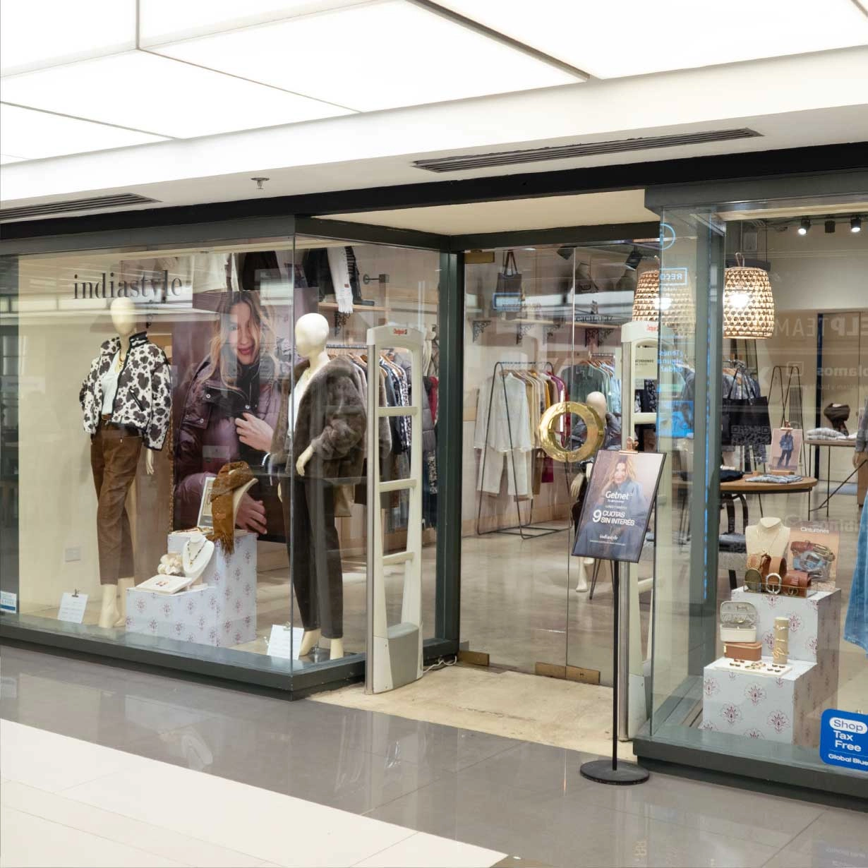 Centro comercialRecoleta Urban Mall marcas